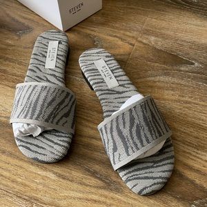 NWT Steven New York Steve Madden Seala Zebra Slide Sandals